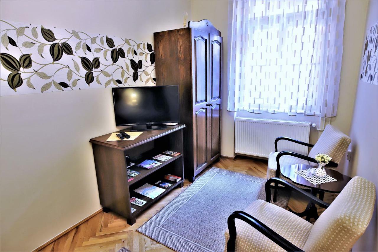 Belvarosi Apartman Lägenhet Szeged Exteriör bild